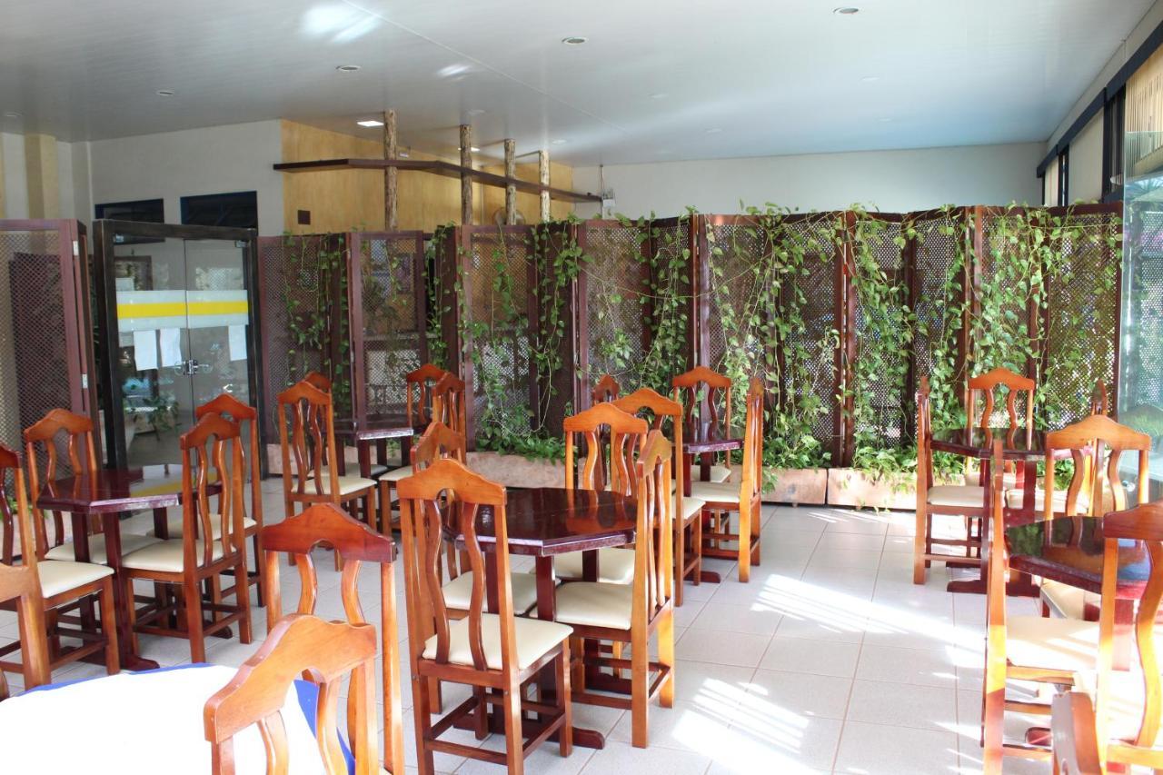 Grandes Lagos Park Hotel Jales 외부 사진