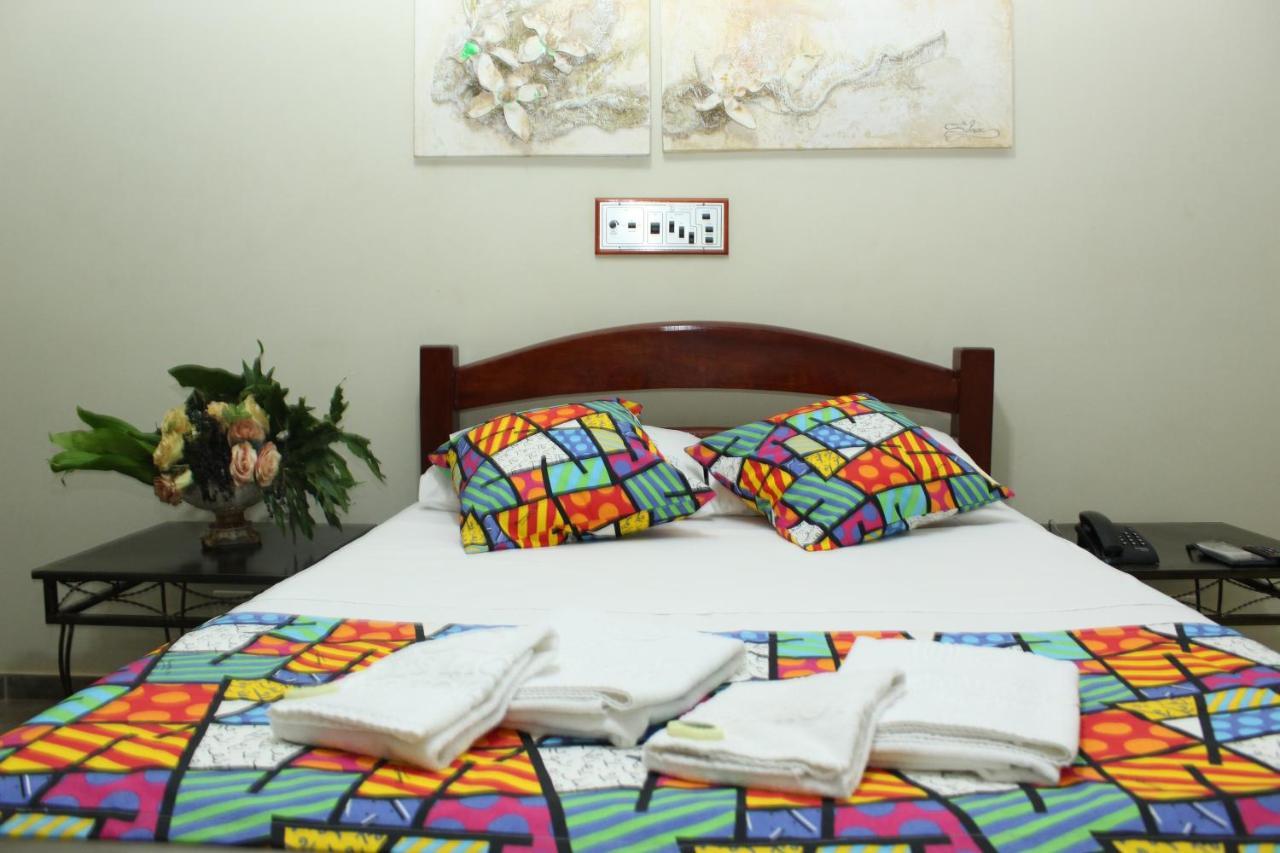 Grandes Lagos Park Hotel Jales 외부 사진